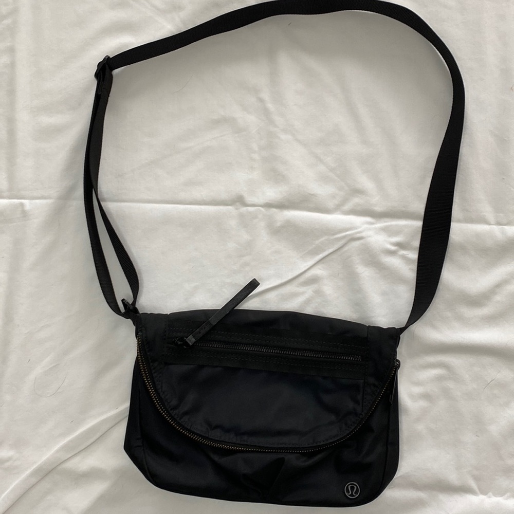 Lululemon Festival Bag 10L